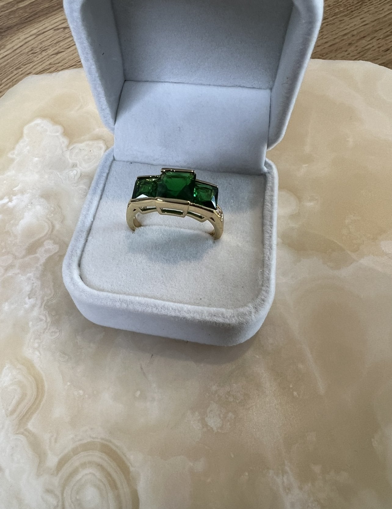 Vintage Jewellery Gold Ring 3 x Emerald White Sapphires Deco Design size 10