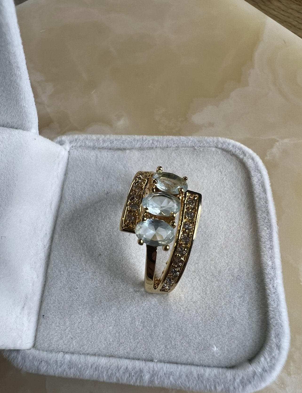 Vintage Jewellery 18K Gold Ring Aquamarine Antique Deco Jewelry Size 6 or L 1/2